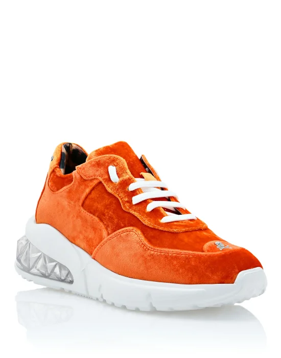 Velvet Runner