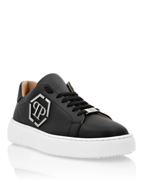 Leather Lo-Top Sneakers Hexagon