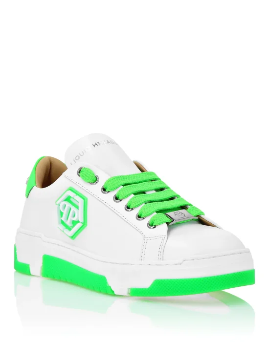 Leather Lo-Top Sneakers Hexagon