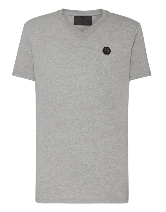 T-shirt V-Neck SS Allover skull