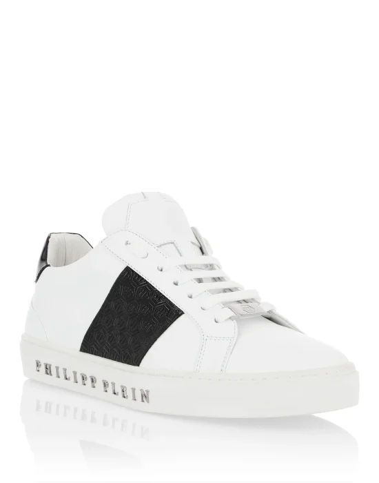 Lo-Top Sneakers  Original