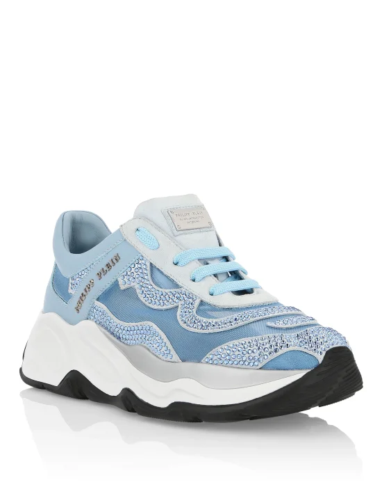 Lo-Top Sneakers Statement