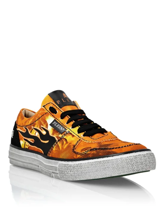 Lo-Top Sneakers Flame