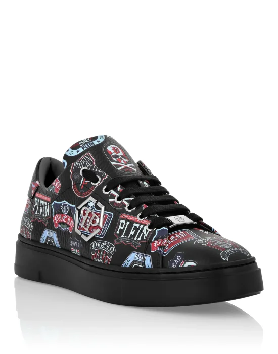 Low-Top Sneakers Carson Patches