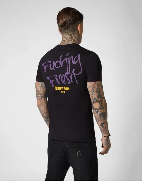 T-shirt Platinum Cut Round Neck Graffiti