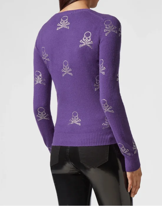 Pullover Round Neck LS Skull