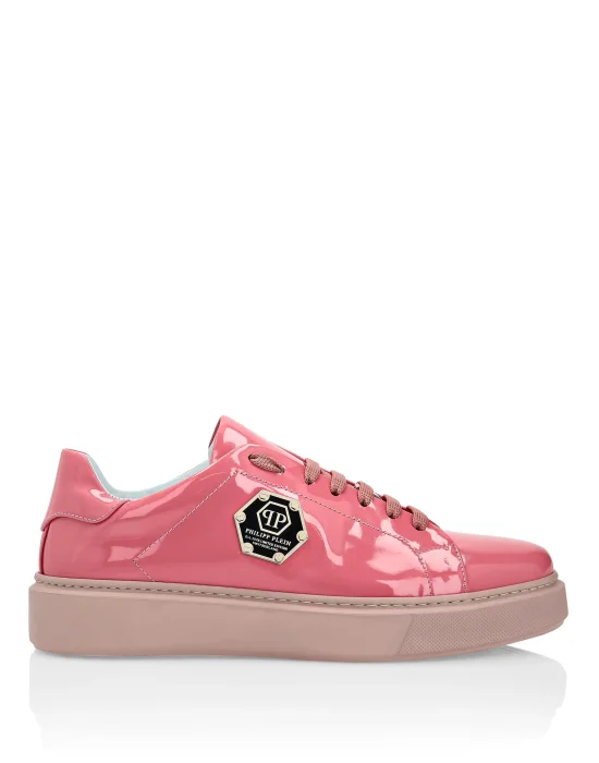 Lo-Top Sneakers