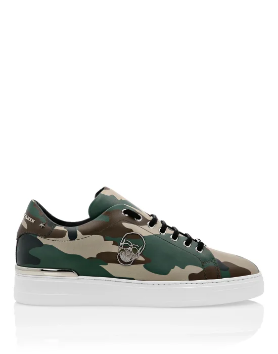 Lo-Top Sneakers Camou The $kull TM