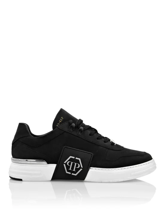 LO-TOP SNEAKERS PHANTOM KICK$ NUBUK Platinum HEXAGON