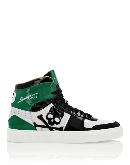 Hi-Top Sneakers Skull