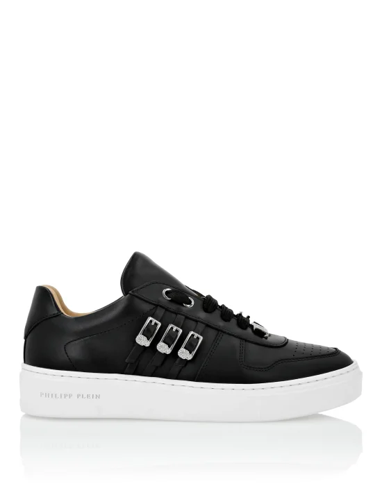 Nappa Leather Lo-Top Sneakers Skull