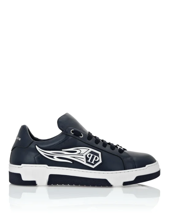 Low Top Sneakers Plein Patch