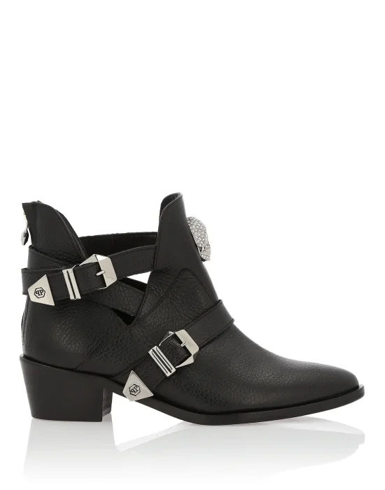 Boots Low Flat "Nightmute"