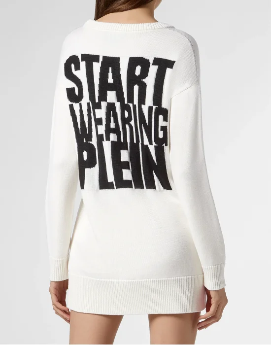 Pullover Round Neck LS Statement