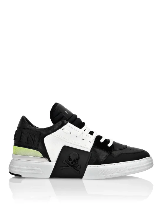 PHANTOM KICK$ Mid-Top Mixed Materials Skull