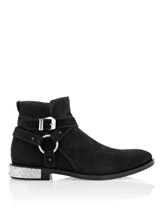 Boots Low Flat Stars