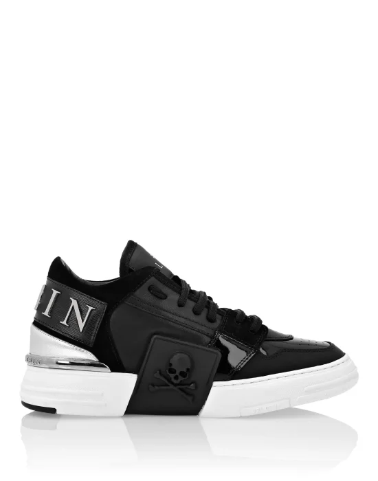 PHANTOM KICK$ Lo-Top Mix Leather Skull