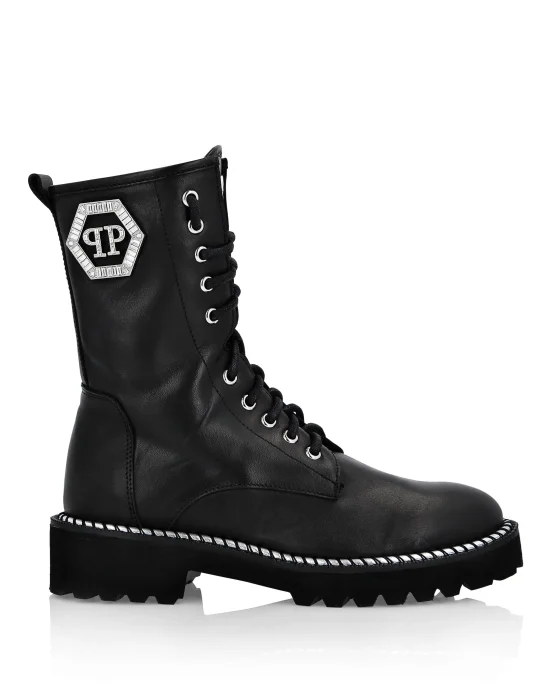 Boots Low Flat Crystal