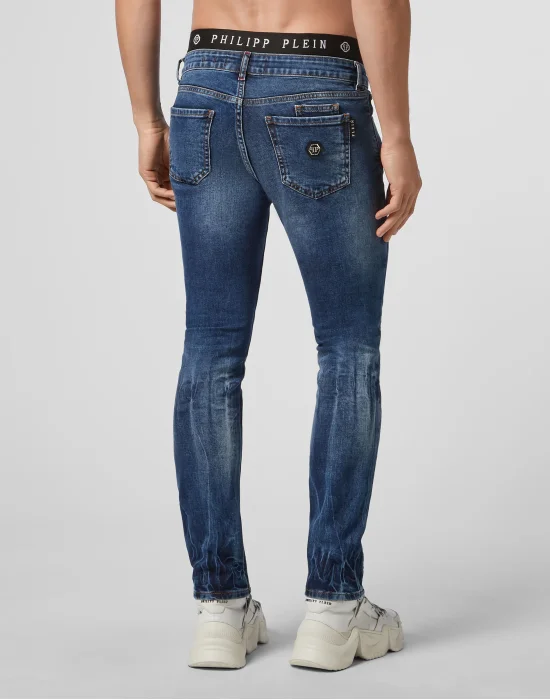 Slim Fit