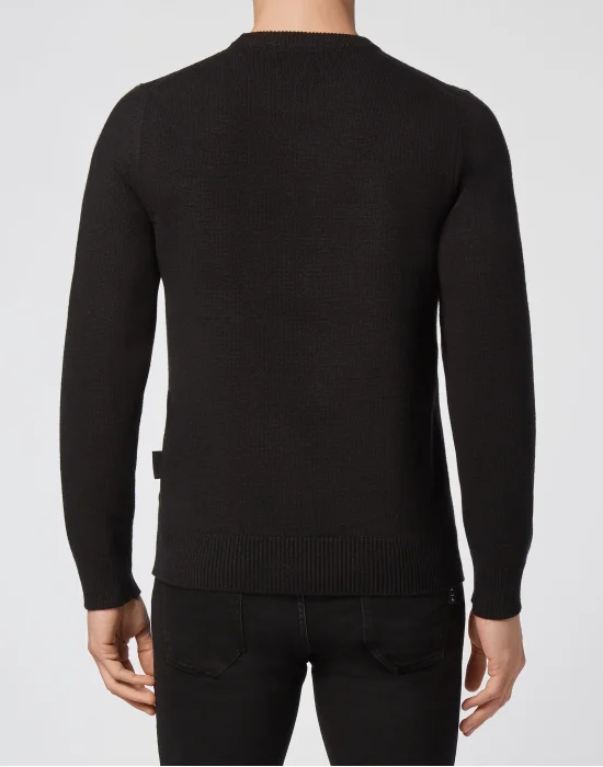 Pullover Round Neck LS Intarsia Skull