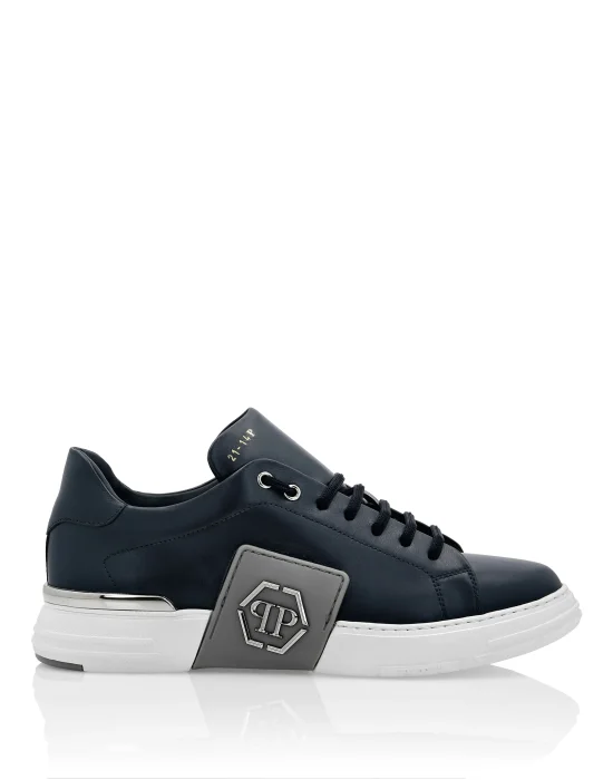 LO-TOP SNEAKERS PHANTOM KICK$ LEATHER Platinum HEXAGON