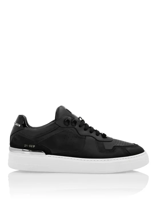 Lo-Top Sneakers mix materials G.O.A.T. TM