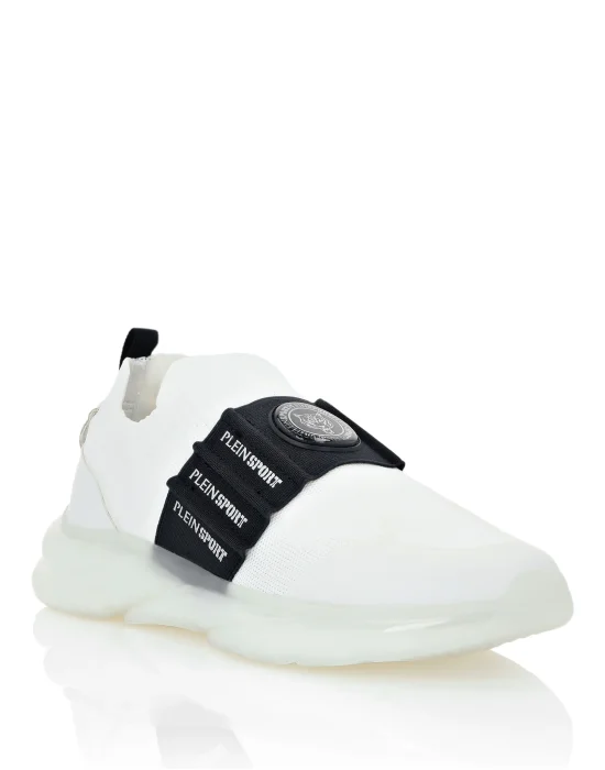 MAN SNEAKERS