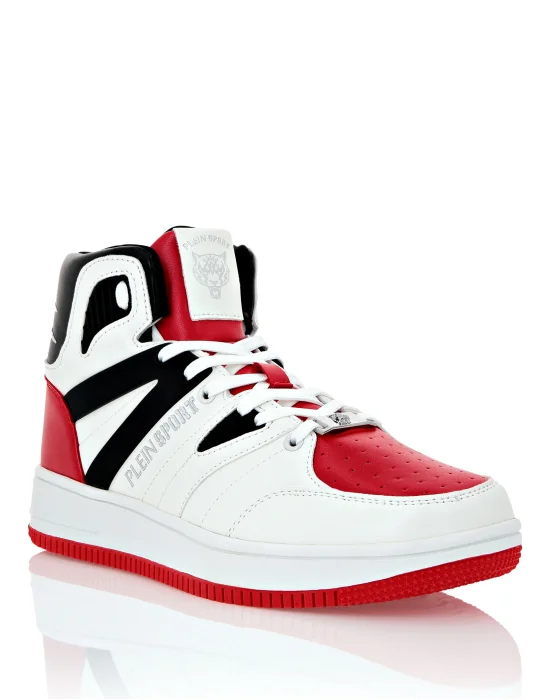 MAN SNEAKERS