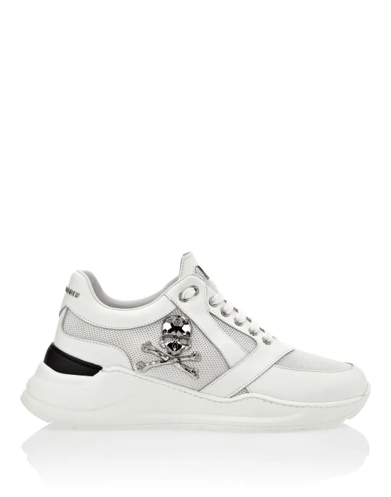 Lo-Top Sneakers