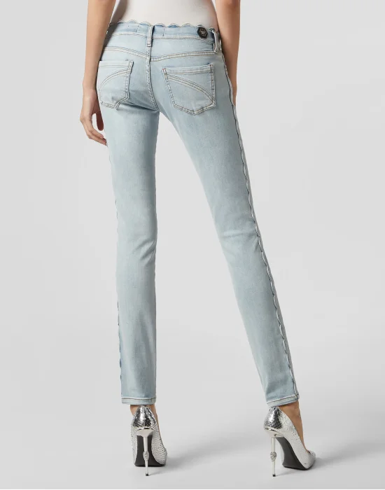 Slim Fit Statement