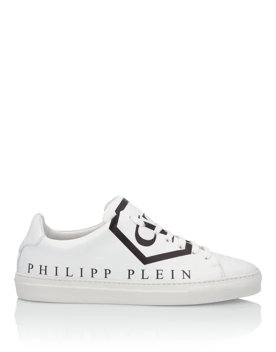 Lo-Top Sneakers Skull