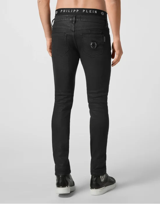 Slim Fit Destroyed