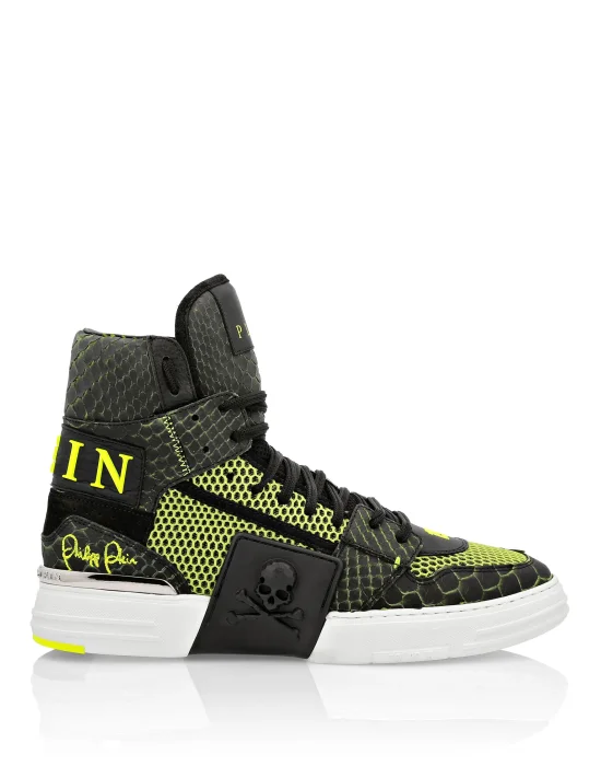 HI-TOP SNEAKERS PHANTOM KICK$ PYTHON SKULL