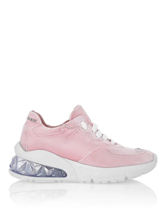 Velvet Runner