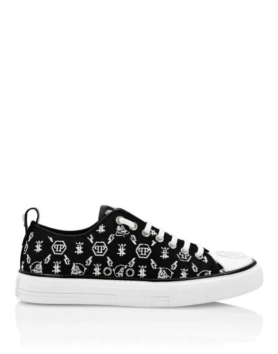 Canvas Lo-Top Sneakers Megastar