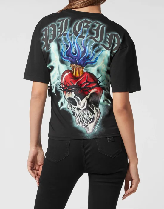 Cropped T-shirt Round Neck Love Tattoo