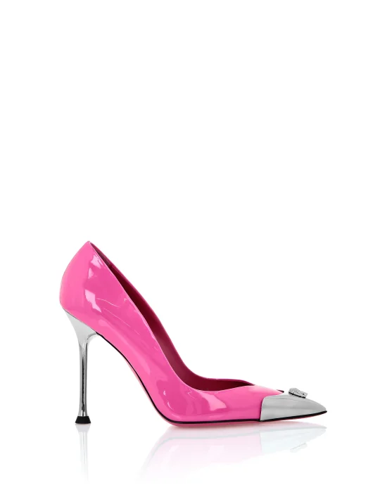 Crystal Skull Patent Leather Pumps