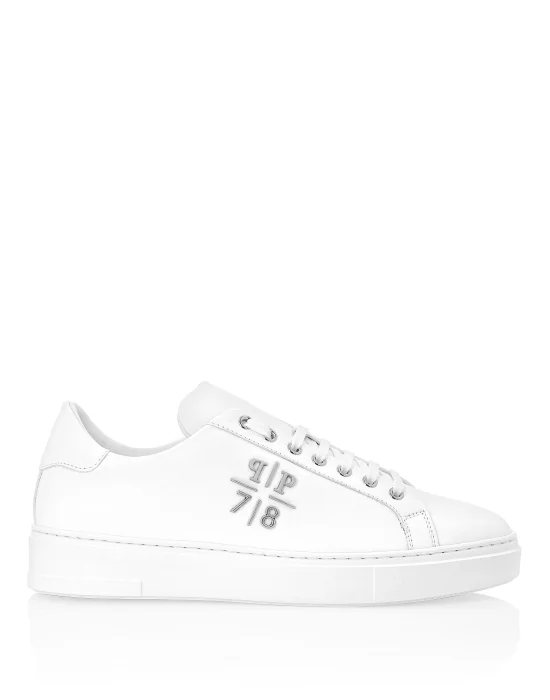 Lo-Top Sneakers PP1978