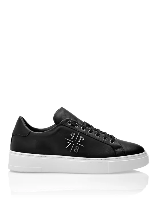 Lo-Top Sneakers PP1978