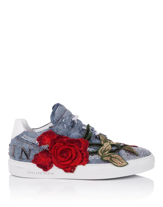 Lo-Top Sneakers "Crystal"