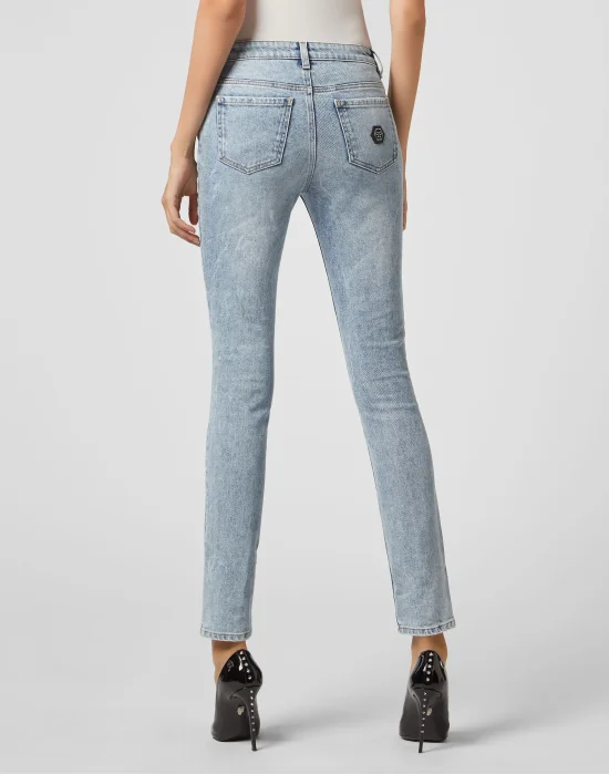 Slim Fit Statement