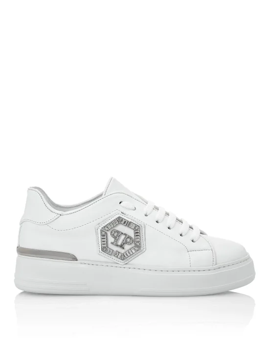 Lo-Top Sneakers Studs