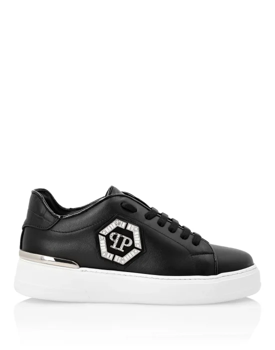 Lo-Top Sneakers Studs