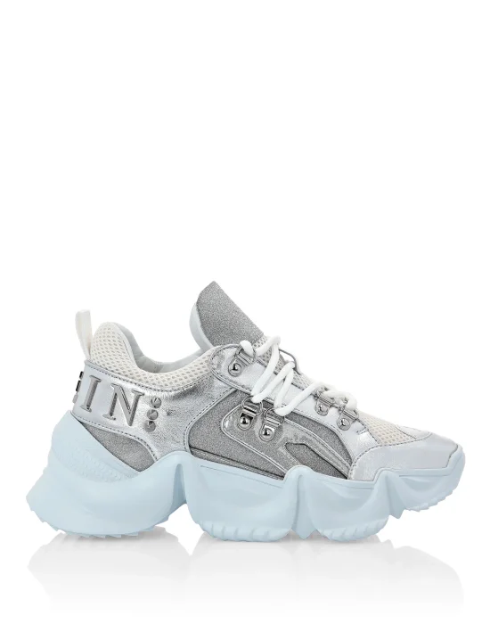 Runner Crystal