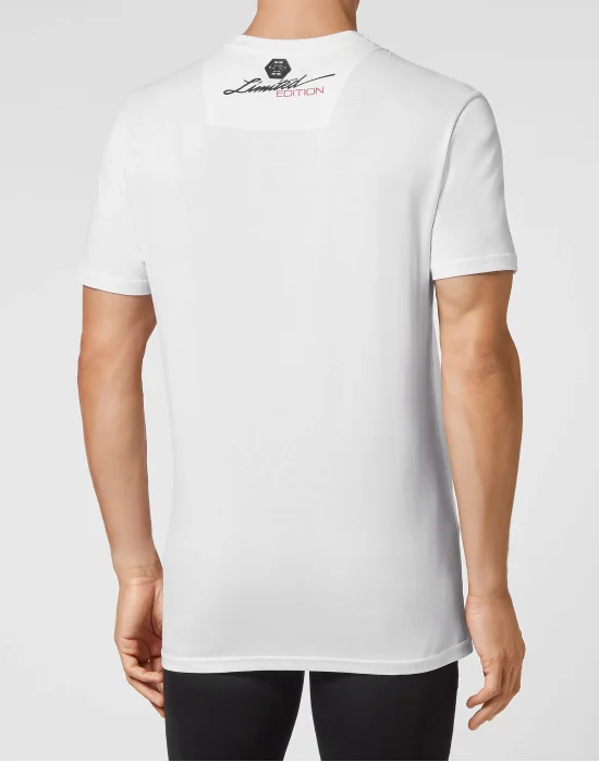 T-shirt Round Neck SS Skull on fire with Crystals