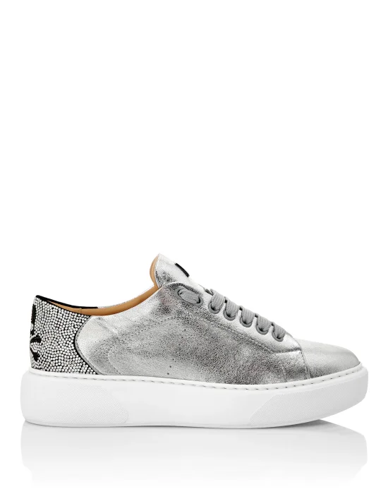 Leather Lo-Top Sneakers Skull