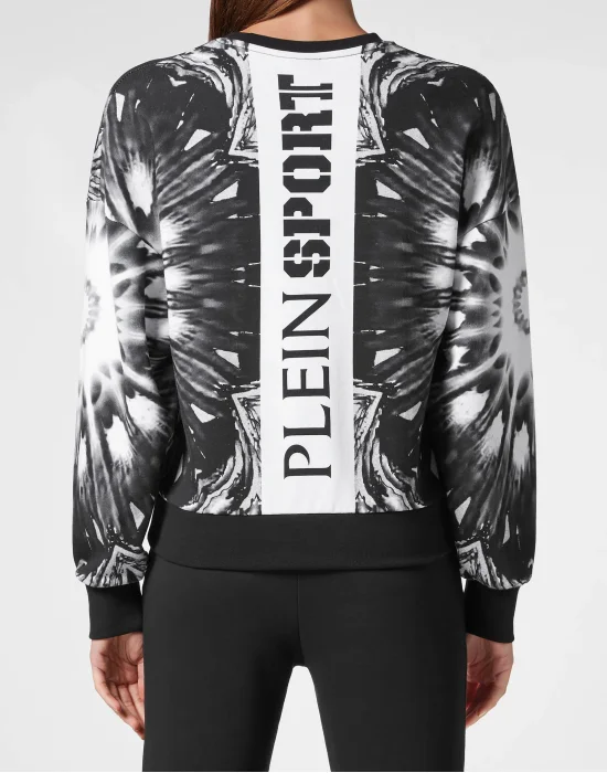 Cropped Roundneck Optical Flower