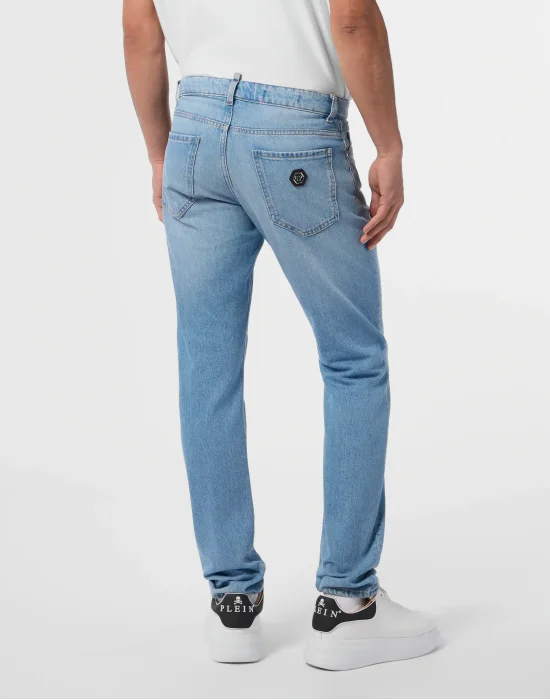 Basic Straight Cut Jeans