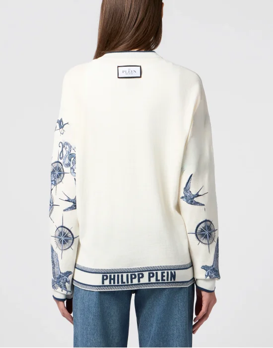 Round Neck Pullover Butterfly Tattoo