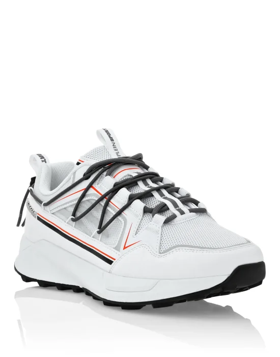 Lo-Top Sneakers